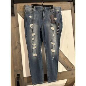 Torrid Premium Bombshell Skinny Distressed Jean Stretch Med Wash Skinny Denim 22